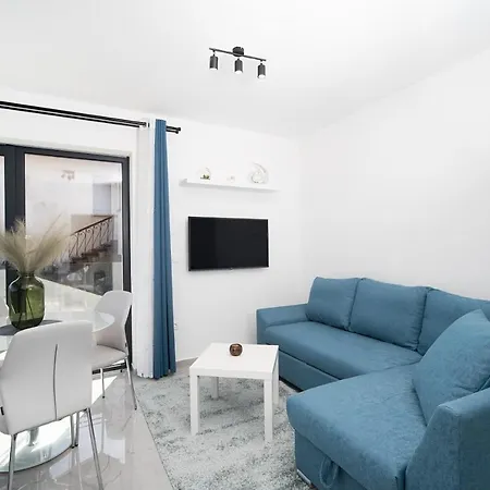 Villa Apartments Lela Rabac Exterior foto